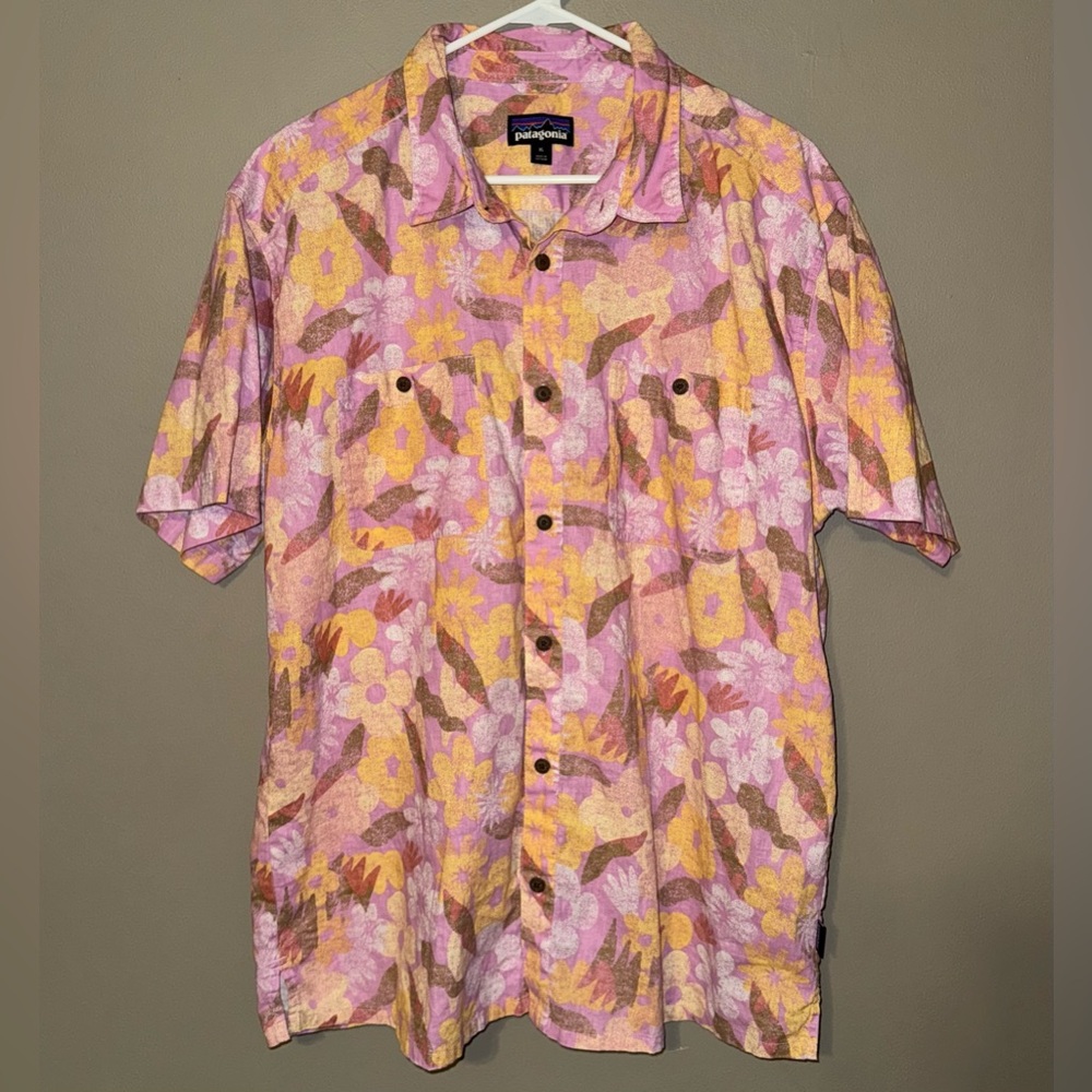 Patagonia Back Step All Over Floral Short Sleeve Button Up Hemp Pocket Men’s XL